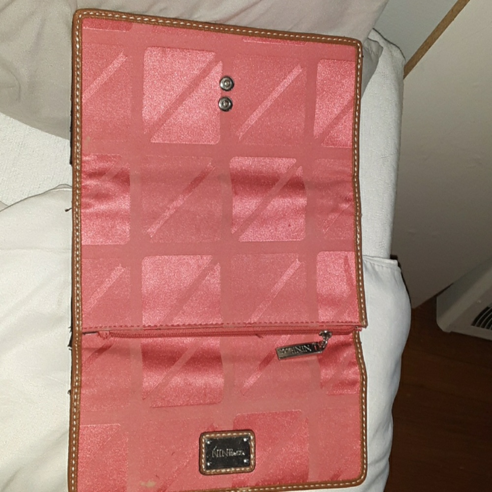 Wallet - Picture 3 of 4
